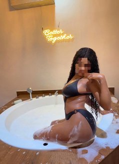 Pretty - escort in Pune Photo 1 of 7