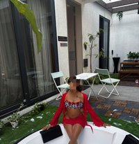 Pretty - puta in Pune Photo 1 of 5