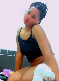 Pretty Shan - puta in Jeddah Photo 3 of 3