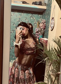 Pretty Singh - Acompañantes transexual in Bangalore Photo 5 of 7
