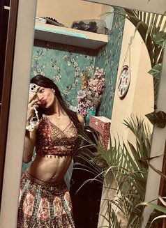 Pretty Singh - Transsexual escort in Bangalore Photo 9 of 15