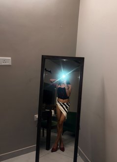Pretty Singh - Transsexual escort in Bangalore Photo 11 of 15
