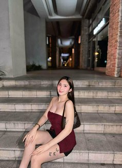 Pretty Starla - escort in Makati City Photo 2 of 5