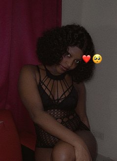 Pretty - escort in Kuala Lumpur Photo 4 of 7