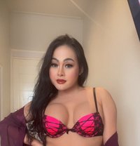 Pretty Trans Versatile - Transsexual escort in Bali