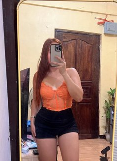 Prettyamorw - escort in Manila Photo 2 of 3