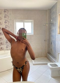 Prettyb - Transsexual escort in Nairobi Photo 4 of 4