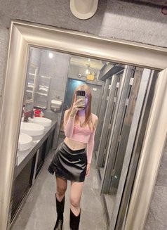 PrettyGirl - puta in Phuket Photo 3 of 13