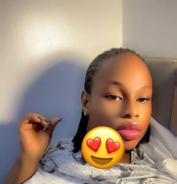 Prettynana - Acompañantes transexual in Abuja Photo 11 of 13