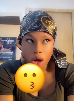 Prettynana - Transsexual escort in Lagos, Nigeria Photo 16 of 22
