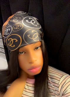 Prettynana - Transsexual escort in Lagos, Nigeria Photo 20 of 22