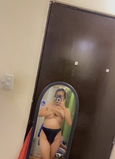 PrettyPiper full of cum just arrived - Transsexual escort in Kuala Lumpur Photo 9 of 9