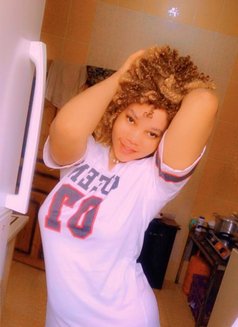 Prettytashbea - escort in Doha Photo 3 of 4