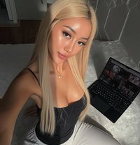 PRETY BBY GIRL WITH HARD COCK - Transsexual escort in Bali Photo 28 of 30