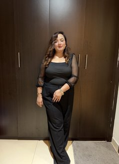 Pria Raj - puta in Dubai Photo 7 of 7