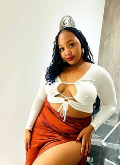 Priam - escort in Abu Dhabi Photo 3 of 3