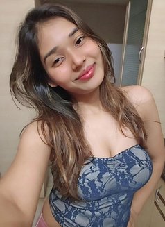 Prianka - escort in Ahmedabad Photo 2 of 5