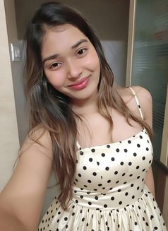 Prianka - escort in Ahmedabad Photo 3 of 5