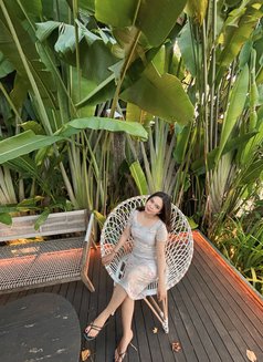 Pricilla - escort in Bali Photo 5 of 6