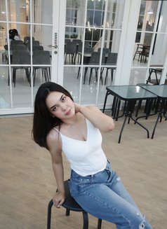 Pricilla - escort in Bali Photo 4 of 6