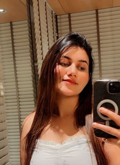 KAVYA MEHTA WITH FULL GFE (OWO CIM RIM) - escort in Mumbai Photo 2 of 6