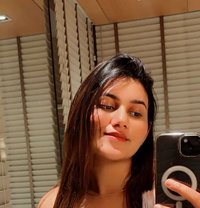 KAVYA MEHTA WITH FULL GFE (OWO CIM RIM) - puta in Mumbai Photo 2 of 6
