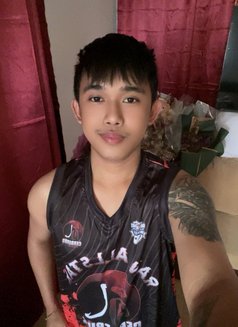 PRIMO DAVID - Male escort in Hanoi Photo 9 of 10