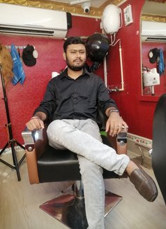 Prince 18 - Male escort in Bangalore Photo 1 of 3