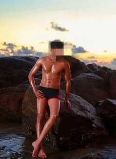 Prince Angelo for Ladies, Men, Couples - Male escort in Colombo Photo 10 of 10