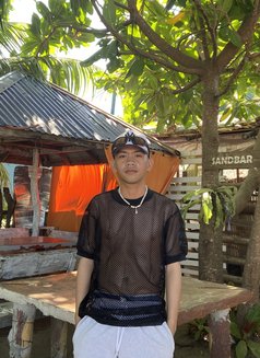 Prince - Male escort in Makati City Photo 5 of 6