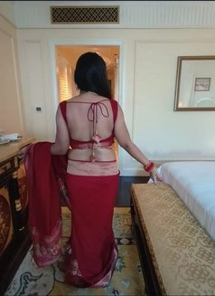 Prince - Male escort in New Delhi Photo 15 of 17