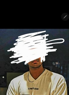 Prince 21 years old - Male escort in Bangalore Photo 1 of 4