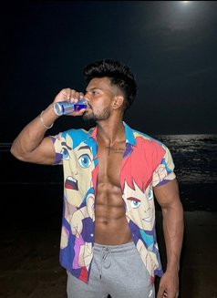 Prince - Male escort in Bangalore Photo 2 of 7