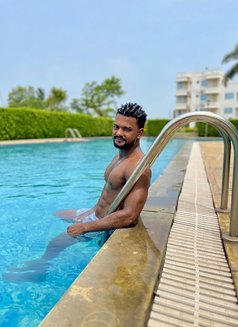 Prince - Male escort in Bangalore Photo 3 of 7