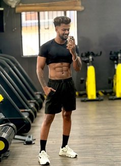 Prince - Male escort in Bangalore Photo 7 of 7