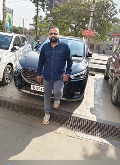 Prince - masseur in Dubai Photo 1 of 3