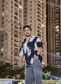 Prince - Male escort in Hyderabad Photo 5 of 6