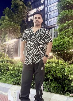 Prince - Male escort in Hyderabad Photo 5 of 6