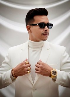 Prince - Male escort in Hyderabad Photo 3 of 7