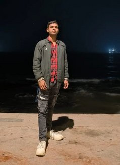 Prince - Acompañantes masculino in Mumbai Photo 3 of 3