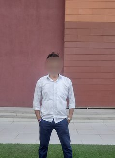 Prince - Male escort in Mumbai Photo 3 of 4