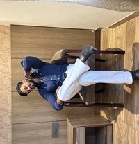 Prince - Acompañantes masculino in New Delhi