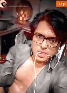 Prince Janu - Male escort in Karāchi Photo 1 of 2