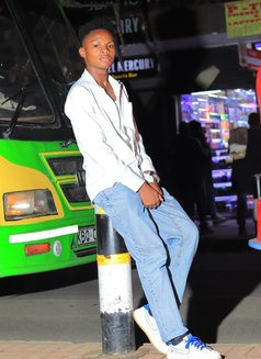 Prince Kay - Male escort in Nairobi Photo 3 of 6