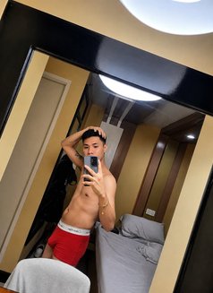 Zion Bautista - Male escort in Manila Photo 6 of 7