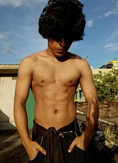 Prince of Calcutta - Male escort in Kolkata Photo 2 of 5