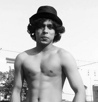 Prince of Calcutta - Acompañantes masculino in Kolkata