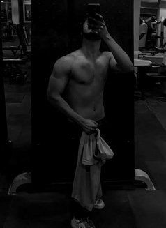 Prince100 - Acompañantes masculino in Kolkata Photo 3 of 6