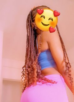 Princess Ashurah Aaliyah - escort in Mumbai Photo 4 of 11
