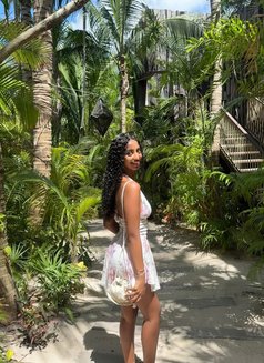 Princess - escort in Pune Photo 3 of 3